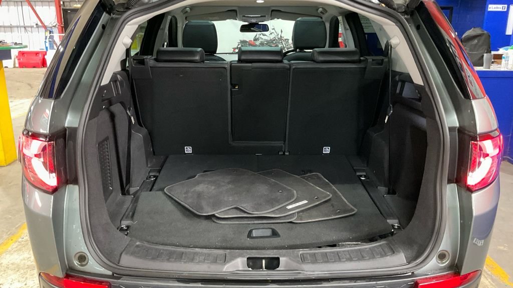 Used Land Rover Discovery Sport 2016 for sale - 77669037: Photo 5