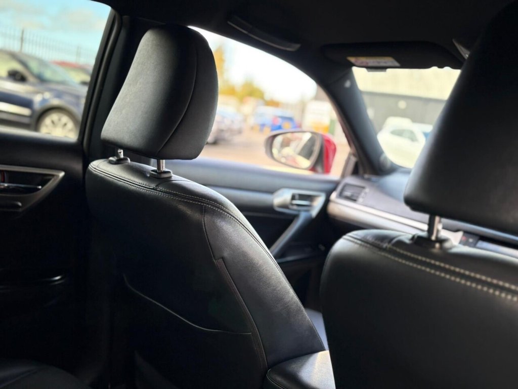 Used Lexus CT 2014 for sale - 76163235: Photo 17