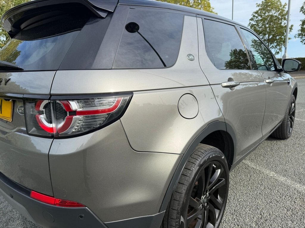 Used Land Rover Discovery Sport 2018 for sale - 76132750: Photo 15