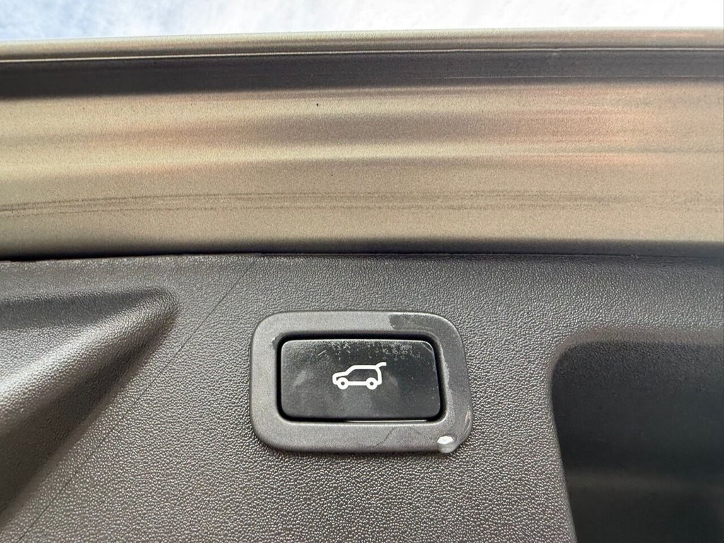 Used Land Rover Discovery Sport 2018 for sale - 76132750: Photo 28