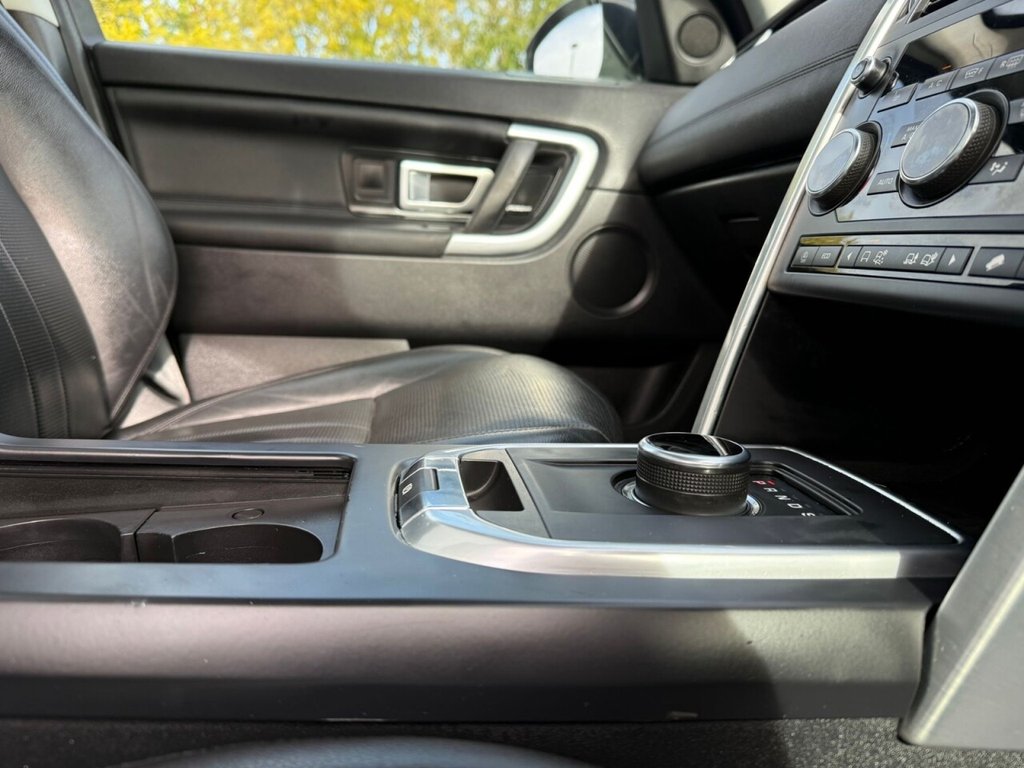 Used Land Rover Discovery Sport 2018 for sale - 76132750: Photo 40
