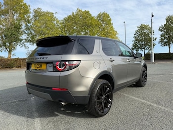 Used Land Rover Discovery Sport 2018 for sale - 76132750: Photo 4