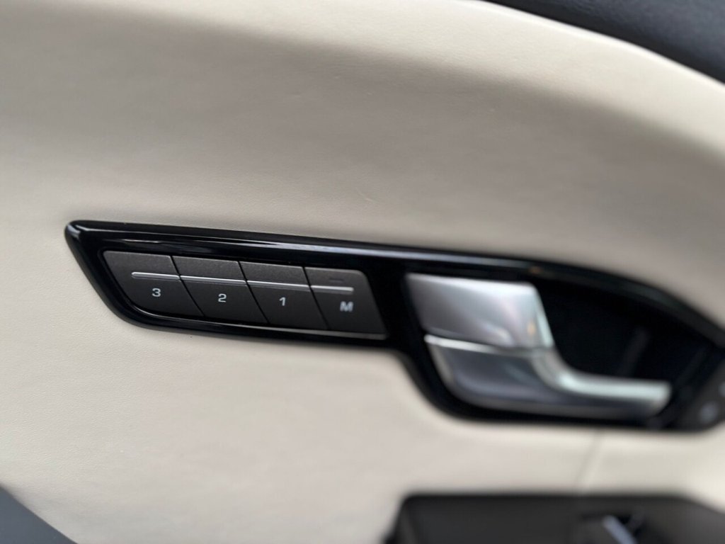 Used Land Rover Range Rover Evoque 2017 for sale - 76482318: Photo 36