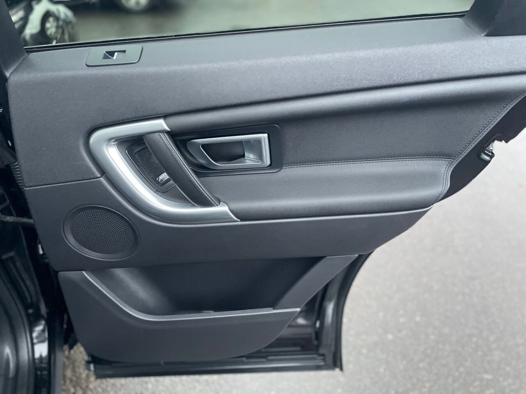 Used Land Rover Discovery Sport 2018 for sale - 77200063: Photo 28