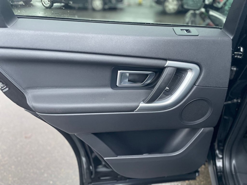 Used Land Rover Discovery Sport 2018 for sale - 77200063: Photo 46