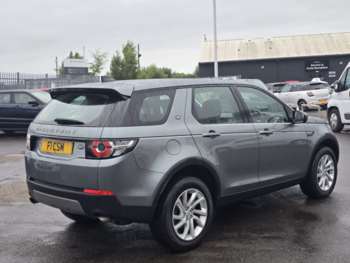Used Land Rover Discovery Sport 2018 for sale - 74974003: Photo