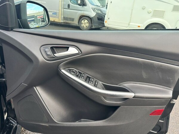 Used Ford Focus 2015 for sale - 68315788: Photo 14