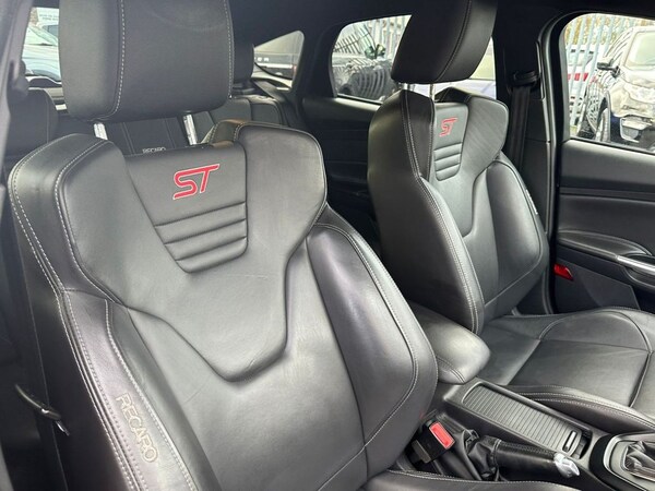 Used Ford Focus 2015 for sale - 68315788: Photo 16