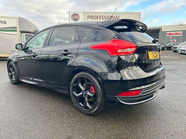 Used Ford Focus 2015 for sale - 68315788: Photo 4
