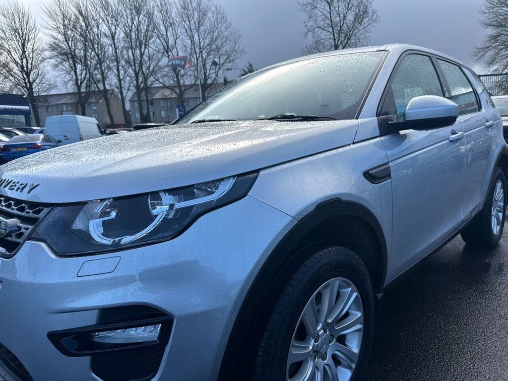 Used Land Rover Discovery Sport 2015 for sale - 77667213: Photo 10