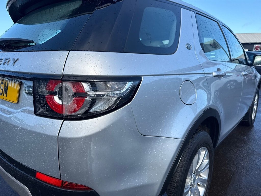 Used Land Rover Discovery Sport 2015 for sale - 77667213: Photo 12