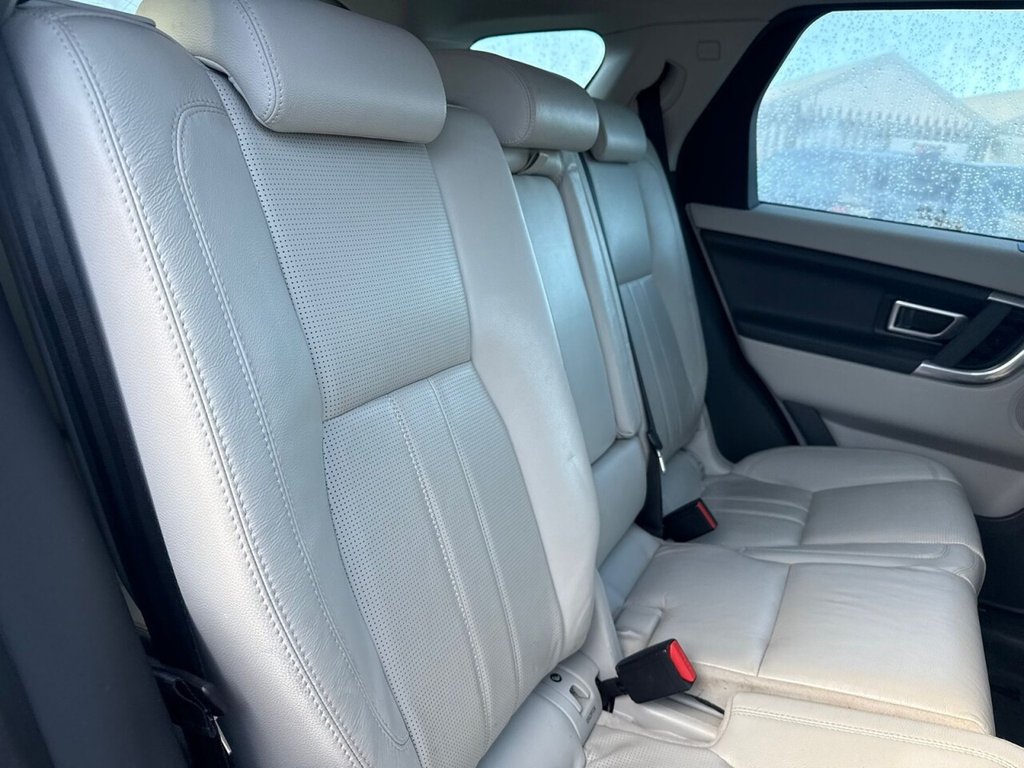 Used Land Rover Discovery Sport 2015 for sale - 77667213: Photo 30