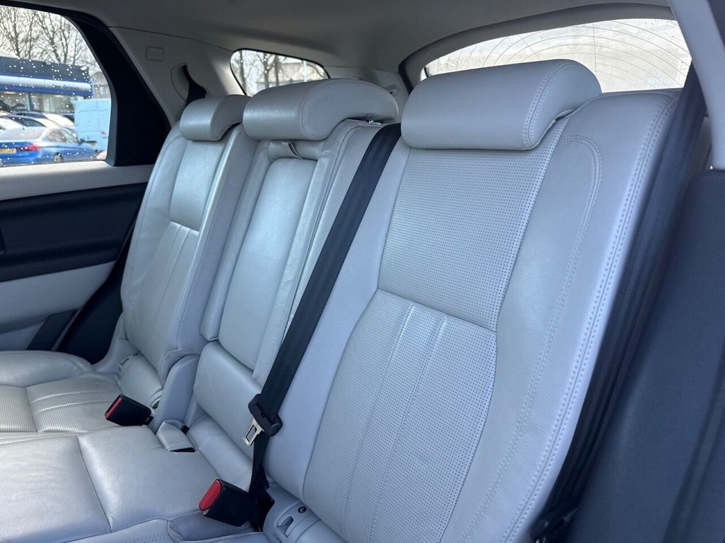 Used Land Rover Discovery Sport 2015 for sale - 77667213: Photo 31