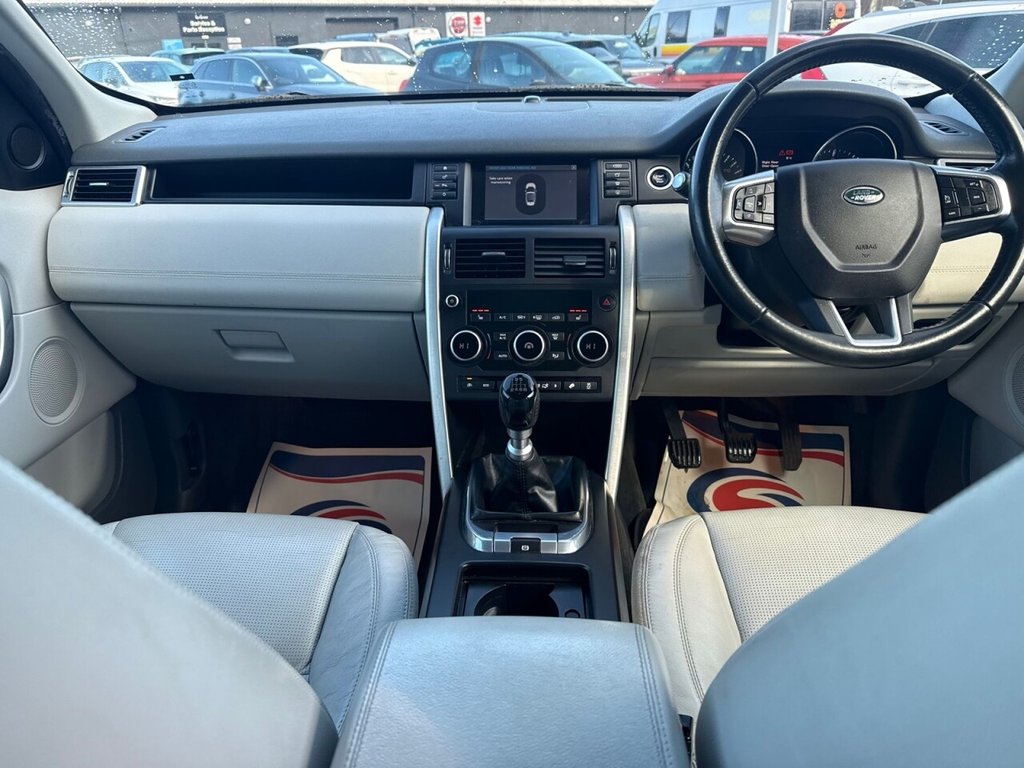 Used Land Rover Discovery Sport 2015 for sale - 77667213: Photo 32