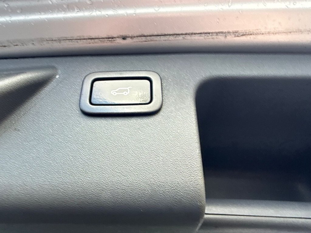 Used Land Rover Discovery Sport 2015 for sale - 77667213: Photo 42