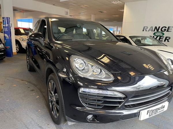 Used Porsche Cayenne 2012 for sale - 69945782: Photo 11