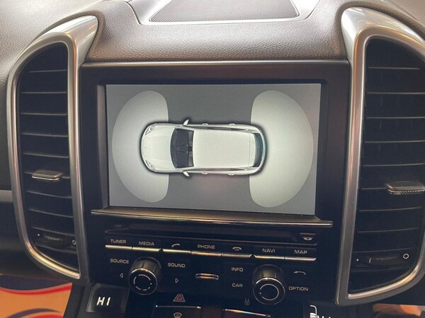 Used Porsche Cayenne 2012 for sale - 69945782: Photo 26