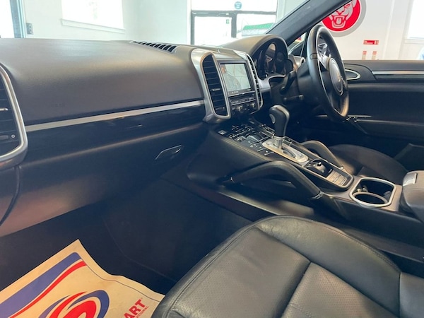Used Porsche Cayenne 2012 for sale - 69945782: Photo 37