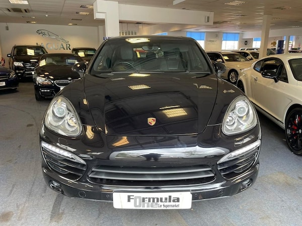 Used Porsche Cayenne 2012 for sale - 69945782: Photo 3