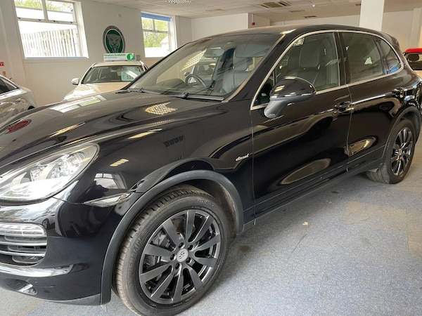 Used Porsche Cayenne 2012 for sale - 69945782: Photo 5