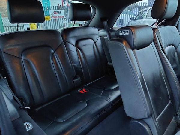 Used Audi Q7 2013 for sale - 69945807: Photo 30