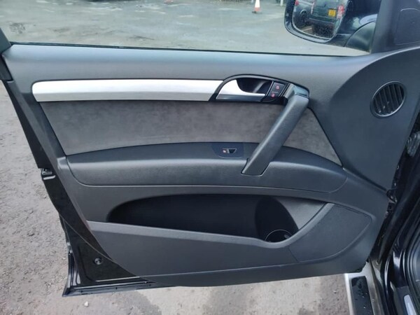 Used Audi Q7 2013 for sale - 69945807: Photo 34