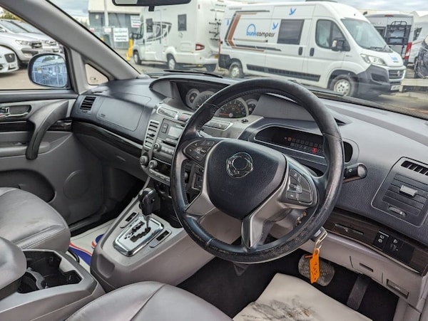 Used Ssangyong Turismo 2017 for sale - 68323453: Photo 12