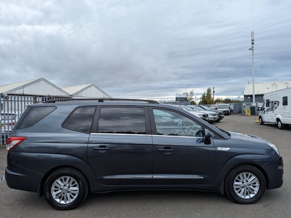 Used Ssangyong Turismo 2017 for sale - 68323453: Photo 8