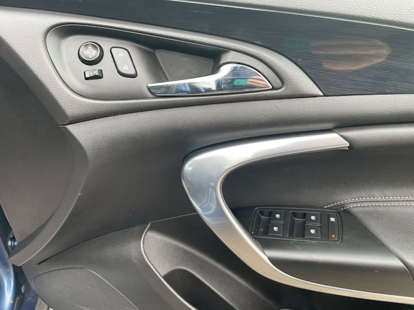 Used Vauxhall Insignia 2017 for sale - 69945809: Photo 11