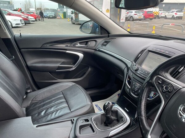 Used Vauxhall Insignia 2017 for sale - 69945809: Photo 19