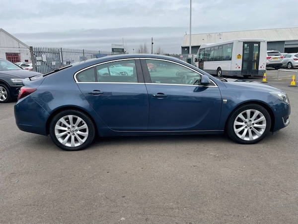 Used Vauxhall Insignia 2017 for sale - 69945809: Photo 8