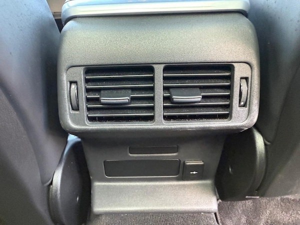 Used Land Rover Range Rover Velar 2022 for sale - 74834120: Photo 32