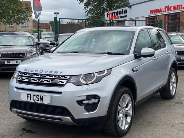 Used Land Rover Discovery Sport 2017 for sale - 74695881: Photo 3