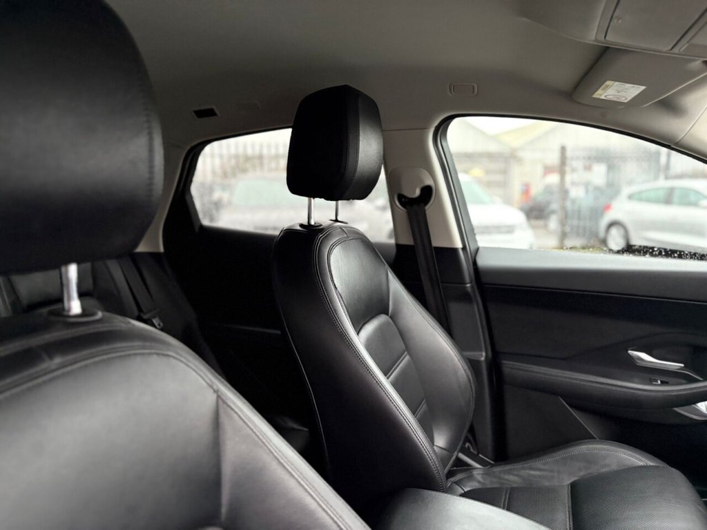 Used Jaguar E-Pace 2020 for sale - 76256552: Photo 26