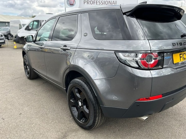 Used Land Rover Discovery Sport 2017 for sale - 71953509: Photo 12