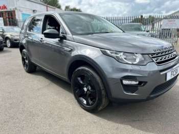 Used Land Rover Discovery Sport 2017 for sale - 71953509: Photo