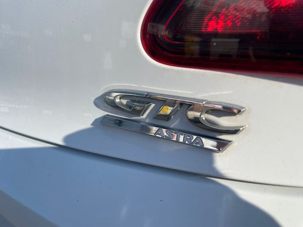 Used Vauxhall Astra GTC 2015 for sale - 69945833: Photo 15