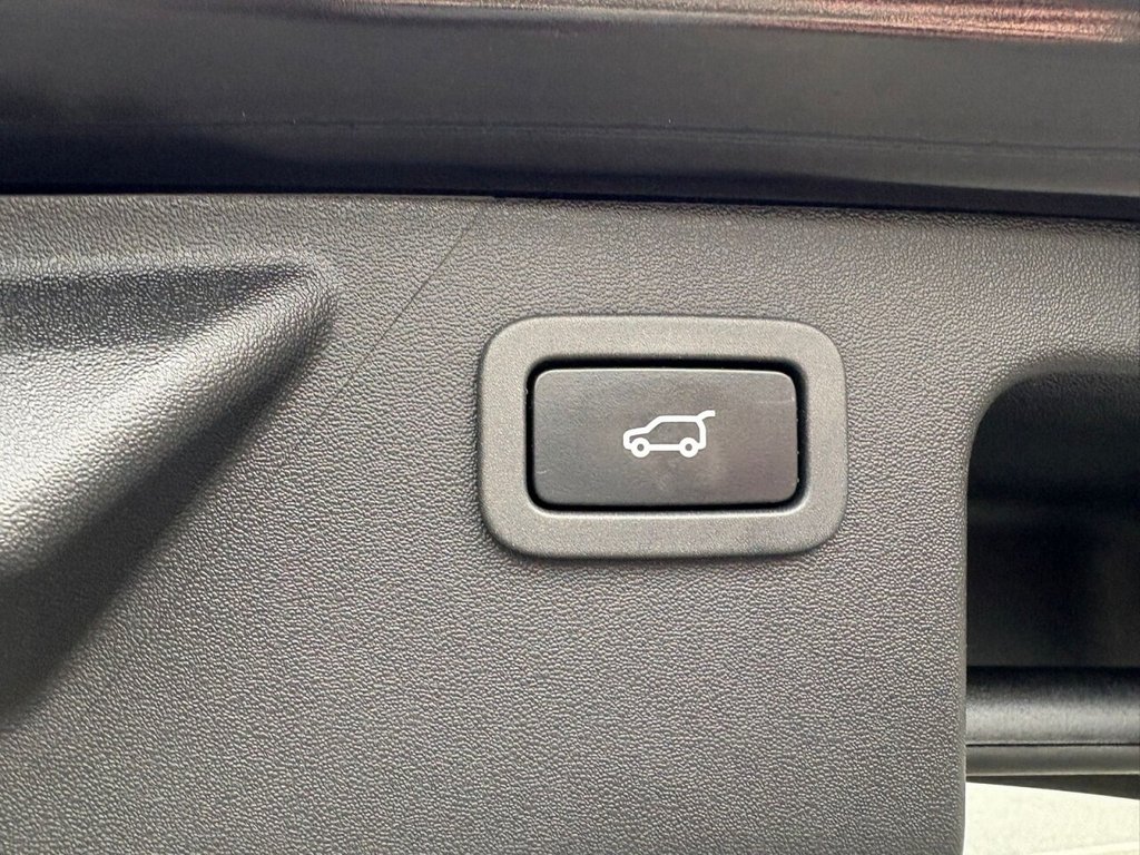 Used Land Rover Discovery Sport 2019 for sale - 77161697: Photo 17