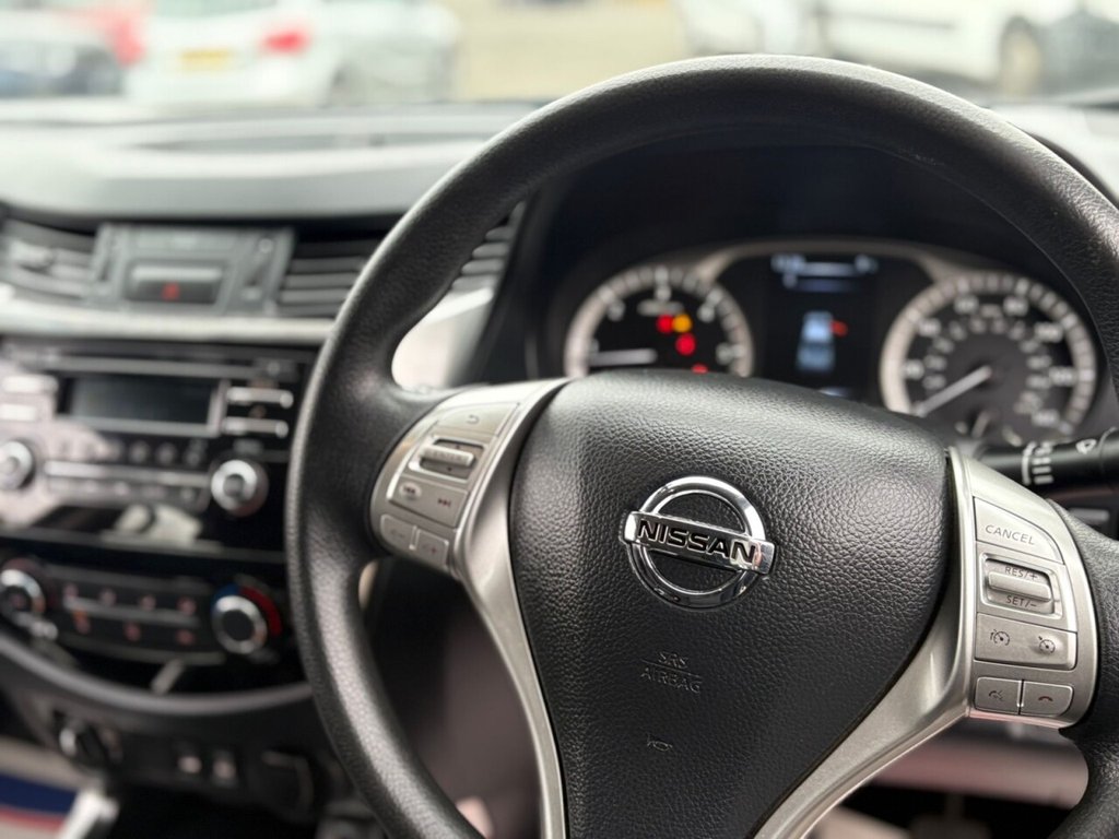 Used Nissan Navara 2018 for sale - 76163014: Photo 22