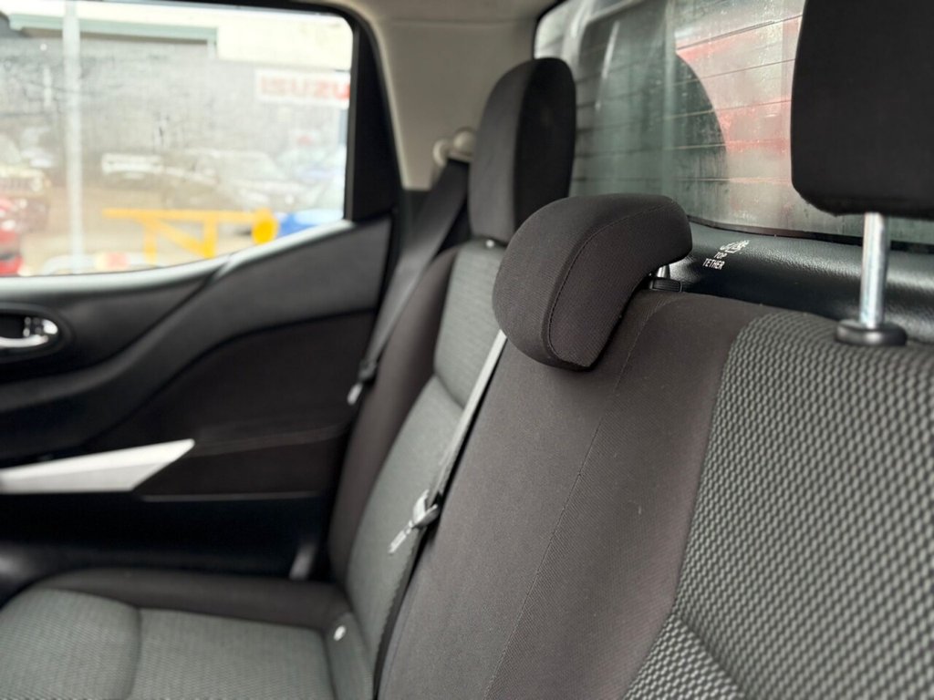 Used Nissan Navara 2018 for sale - 76163014: Photo 34