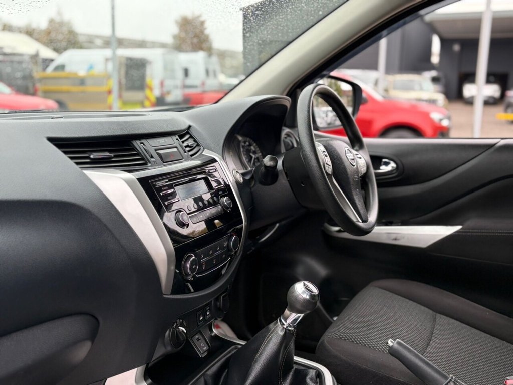 Used Nissan Navara 2018 for sale - 76163014: Photo 38