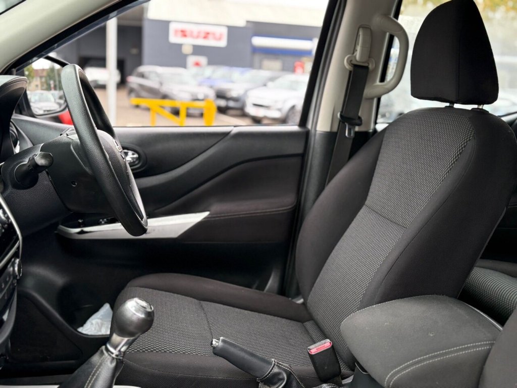 Used Nissan Navara 2018 for sale - 76163014: Photo 39