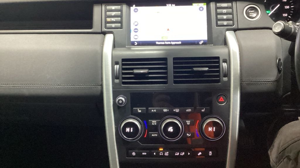 Used Land Rover Discovery Sport 2017 for sale - 77263412: Photo 11