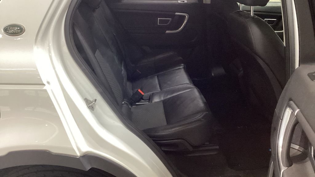 Used Land Rover Discovery Sport 2017 for sale - 77263412: Photo 8