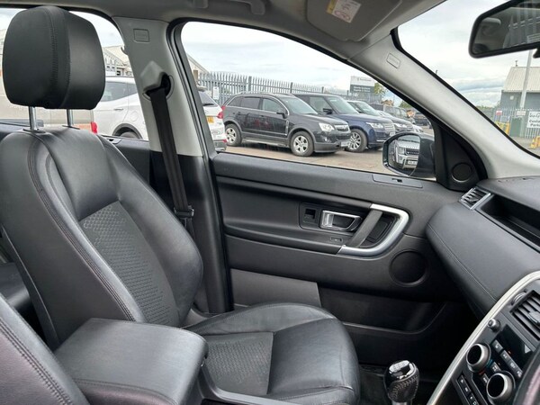 Used Land Rover Discovery Sport 2015 for sale - 68193701: Photo 20