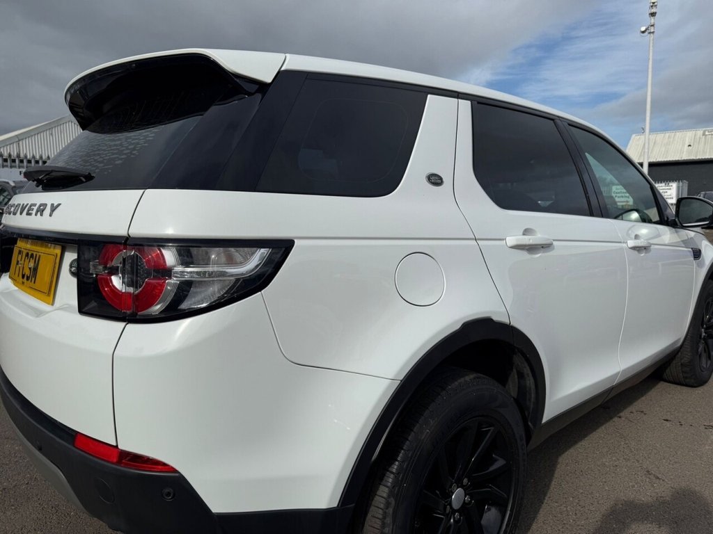 Used Land Rover Discovery Sport 2017 for sale - 76132471: Photo 10