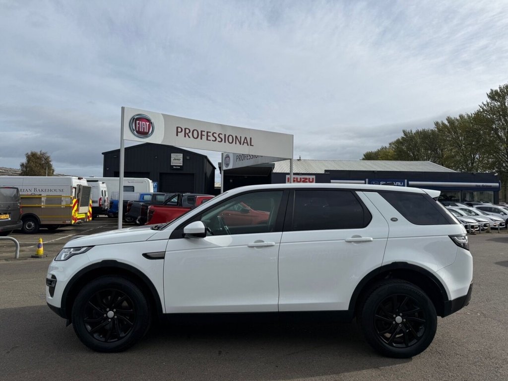 Used Land Rover Discovery Sport 2017 for sale - 76132471: Photo 9