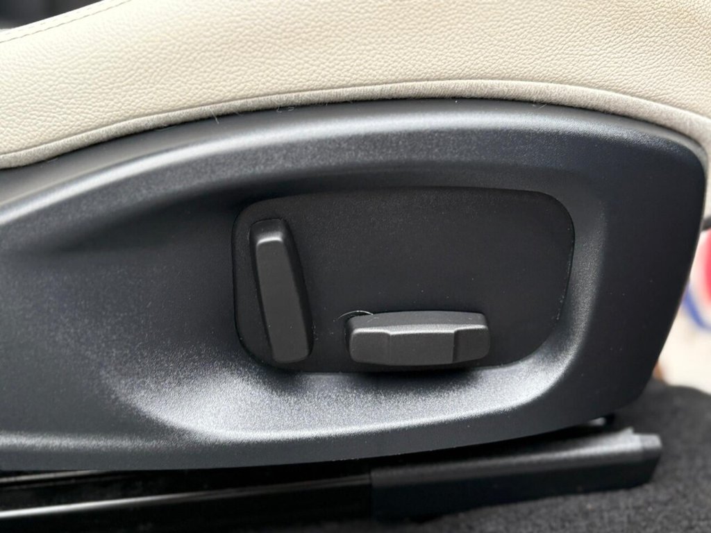 Used Jaguar E-Pace 2019 for sale - 76256297: Photo 23