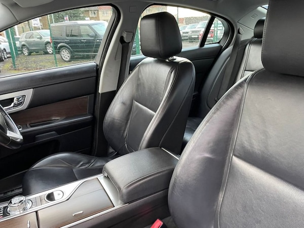 Used Jaguar XF 2013 for sale - 69945848: Photo 29