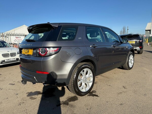 Used Land Rover Discovery Sport 2015 for sale - 73854087: Photo 3